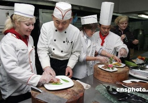 老外学习中国的饮食文化