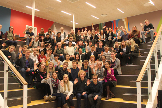 哥本哈根商务孔子学院参加锡克堡市政府和高中“中国日”活动