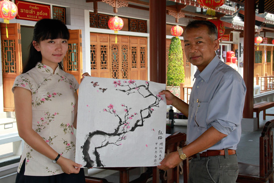 泰国大学举办中国书法•中国国画体验日活动