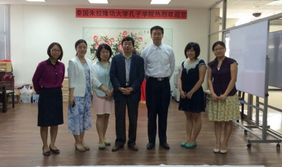 书法家刘建民教授访问朱拉隆功汉语文化推广中心