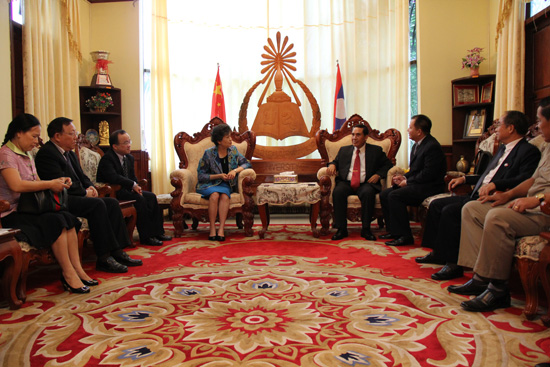国家汉办主任许琳访问老挝国立大学孔子学院