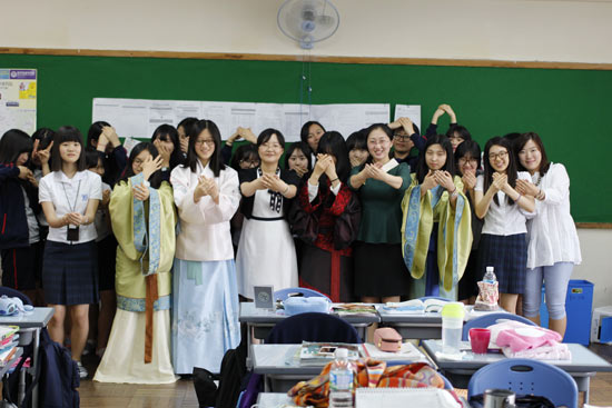 中国传统文化走进韩国中学课堂