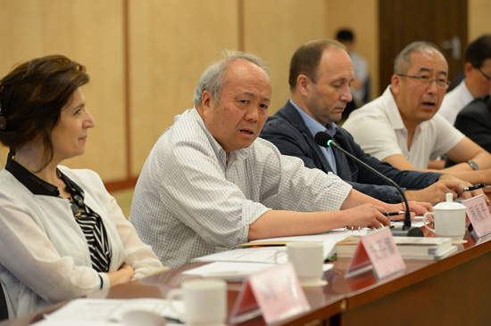 世界汉语教学学会第九届常务理事会会议在京召开