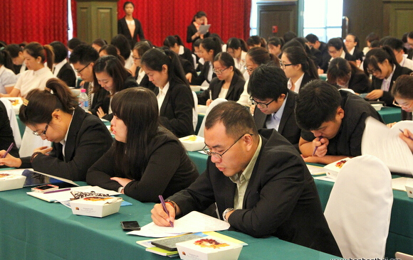 泰国2014年最后一批汉语教师到任大会在曼谷举行