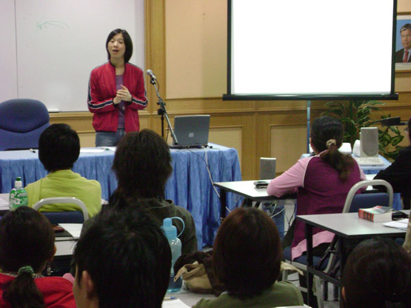 马来西亚汉语教育人士吁华裔生报考汉语系
