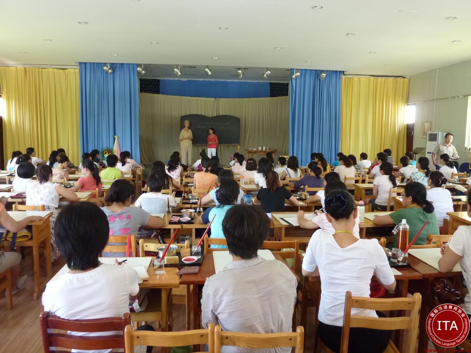 第15期海外汉语幼师培训班在上海开班
