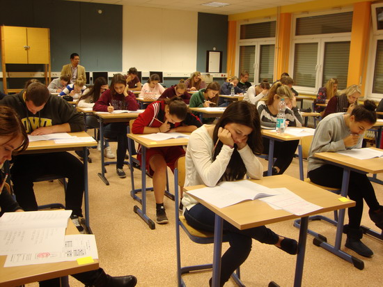 德国鲁尔都市对外汉语培训中心完成今年第二场汉语水平考试