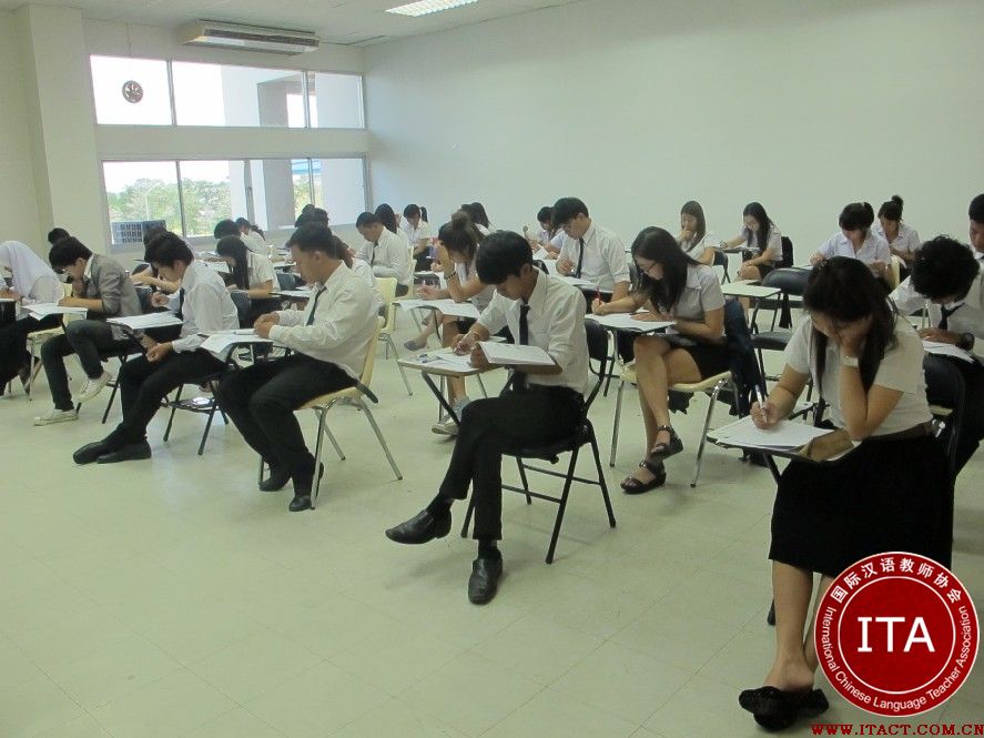 普吉汉语文化推广中心完成汉语课程期中考试