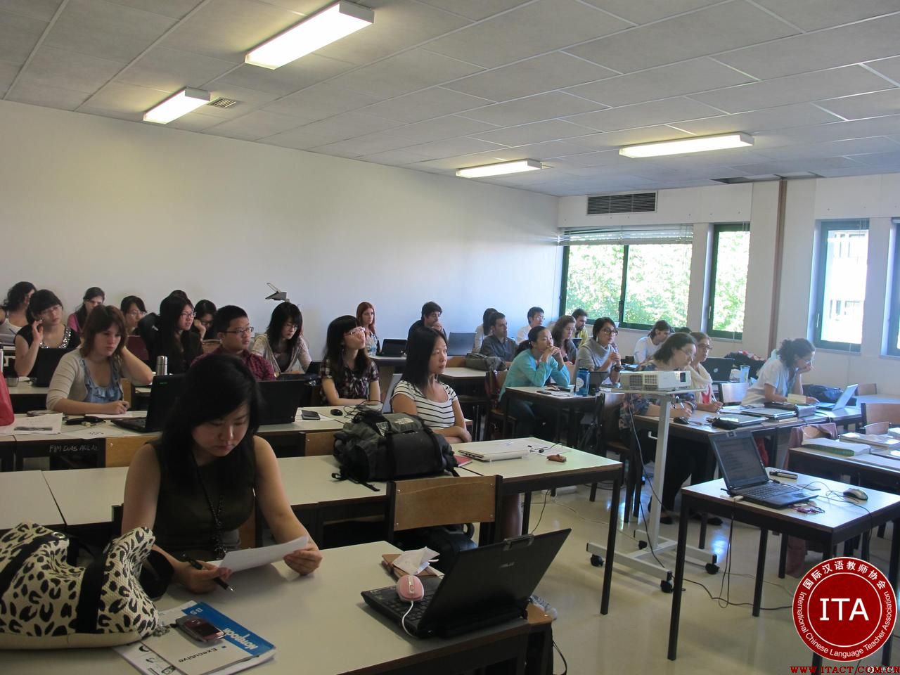 葡萄牙圣若昂•达马德拉市把汉语列为必修课