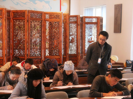 克鲁日对外汉语培训中心举办罗马尼亚留学中国毕业生联谊会
