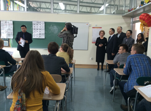 马其顿孔子学院与NOVA国际中学举行汉语教学点签字仪式