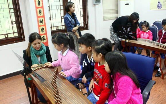 皇太后大学孔子学院清莱国际学校成功举办中国文化营