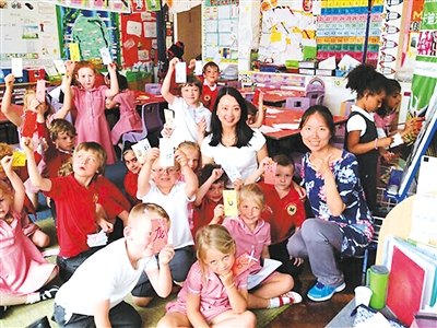 “中国龙文化”走进英国中小学 助力当地汉语教学