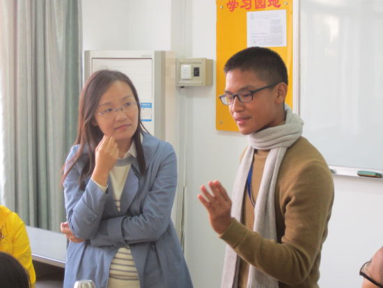 2014年 “中国寻根之旅”冬令营华裔青少年热心学汉语