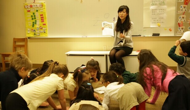 汉语教师成香饽饽 美国“虎爸虎妈”力推孩子学汉语