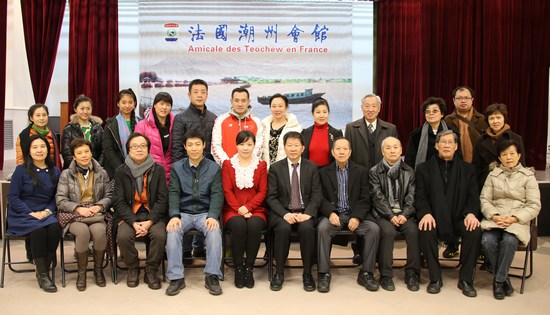 中国传统文化大乐园代表访法国潮州会馆 共议汉语教学