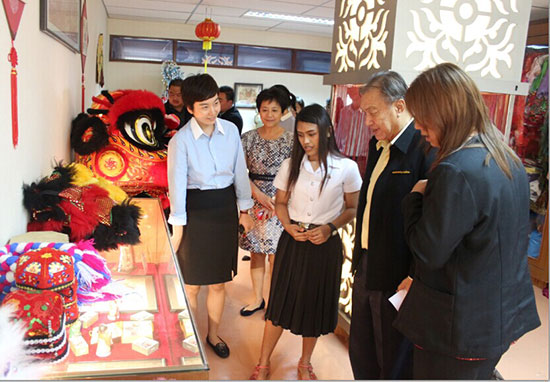 泰国曼松德孔子学院成立第二十个汉语考试分考点