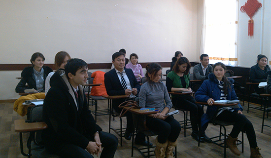 乌兹别克斯坦撒马尔罕孔子学院汉语培训班正式开课
