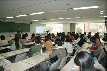 东京大学孔子学院举办第六届汉语教师培训活动