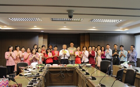 泰国农业大学孔子学院文官中文培训班举行春节联欢会