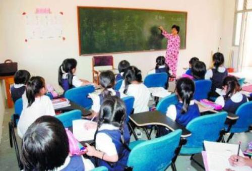 马来西亚地方教育局官员:将安排汉语教师赴汉语学习班停课国中