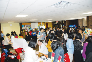 纽约汉语文化推广人士举行汉语学习论坛 分享汉语教学经