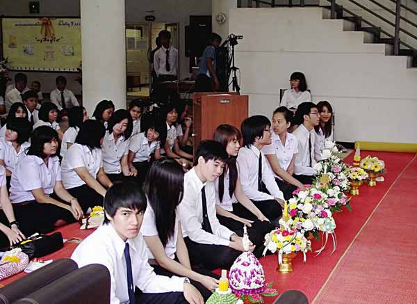 2015年5月3日ITA国际汉语教师协会董新宝老师赴泰国任教