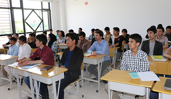 喀布尔大学孔子学院2015年首期汉语培训班正式开课