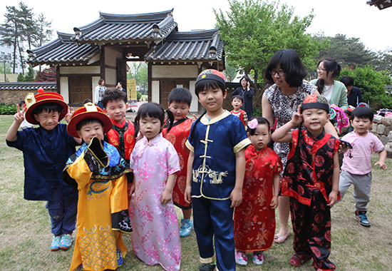 韩国孔子学院举办“礼乐周”中国传统文化体验活动