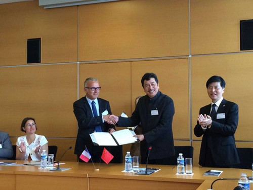 鲁迅文化基金会签约法国海塞纳 7所学校将开中文课