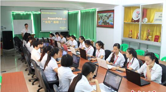 曼德勒新世纪学校开展培训 提升国际汉语教师教学技能