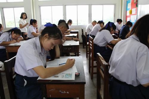 崇华新生华立学校八月份汉语水平考试考生达601人