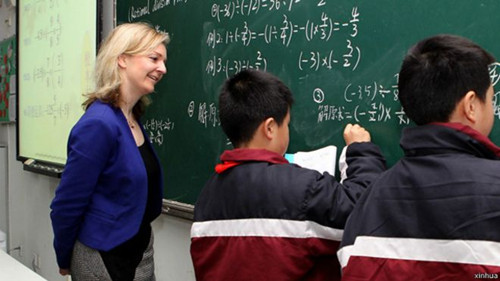 BBC中文网：中国教师在英“支教”说明什么