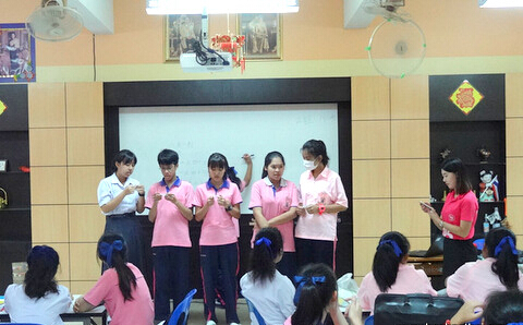 泰国勿洞孔院公开课“走进”威拉叻巴叁中学
