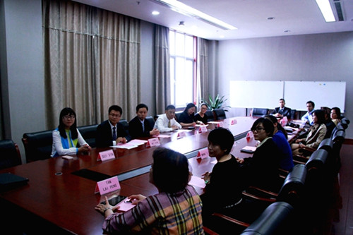 东南亚实用商务汉语研修班在北京华文学院开班