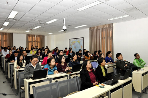 北京华文学院举办现代教育技术培训 助力汉语教学