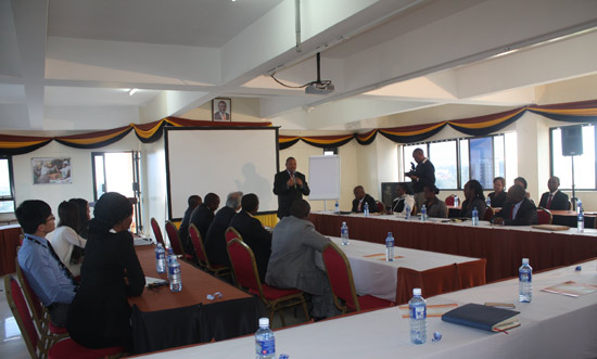 肯尼亚内罗毕大学孔子学院举行汉语培训班结业典礼