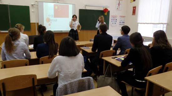 走进俄国：喀山中小学的汉语热	