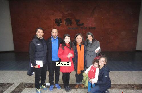 汉语课堂被搬到湖北省博物馆 真实场景助中文学习 