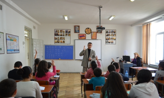 亚美尼亚孔子学院开启中小学汉语教学新模式